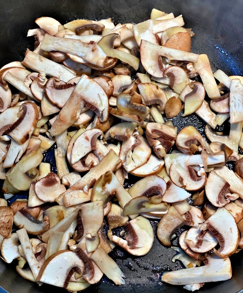 Sauté mushrooms in the pan