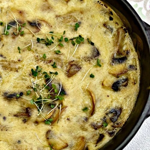 The best creamy mushroom gravy recipe in a skillet