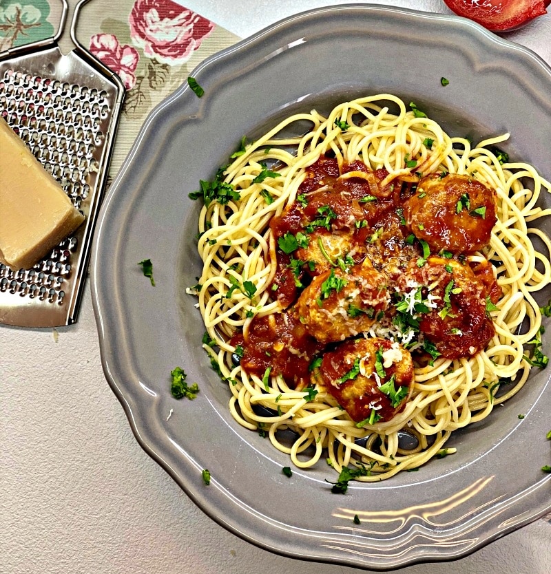 The best homemade meatballs are very juicy, rich, and hearty loaded with intense flavors