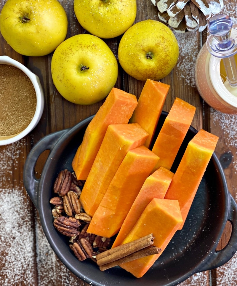 Ingredients for pumpkin and apple casserole