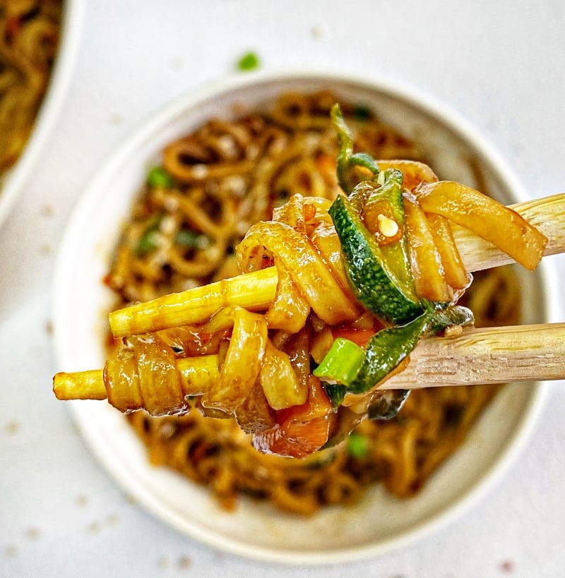 asian style styr fry vegetables with noodles