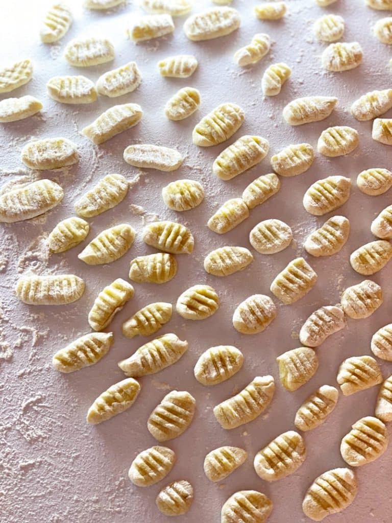 gnocchi with stripes and flour