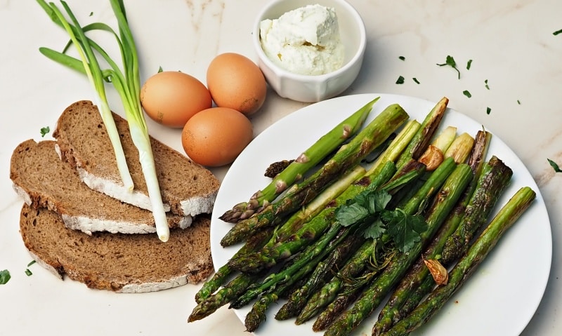 Asparagus & Eggs on Toast for Breakfast