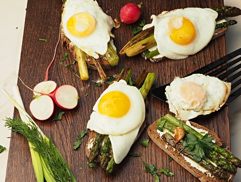 Asparagus & Eggs on Toast for Breakfast
