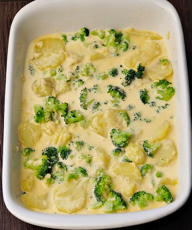 Cheesy Broccoli Potato Casserole