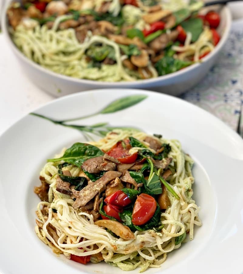 Versatile Pasta with Mushrooms, Spinach & Tomatoes - Delice Recipes