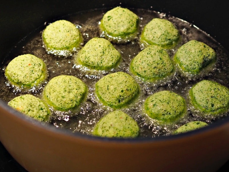 how to fry falafel