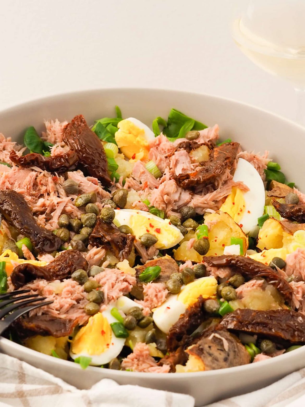 Country Tuna Salad with Eggs and Potatoes