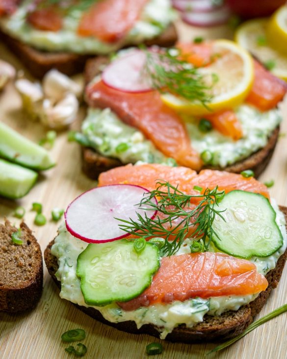 Danish Smørrebrød With Salmon - Delice Recipes