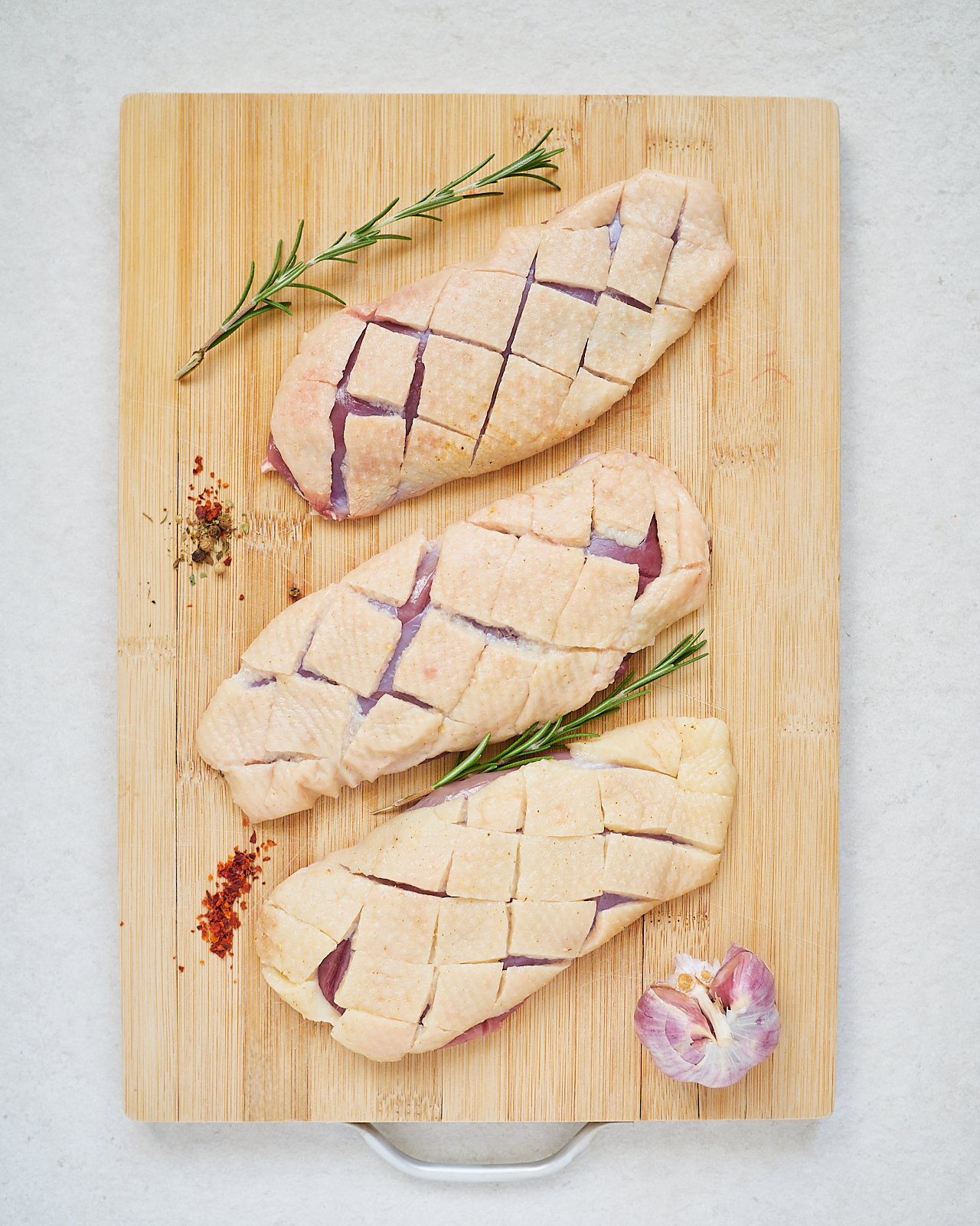 how to score duck breast skin
