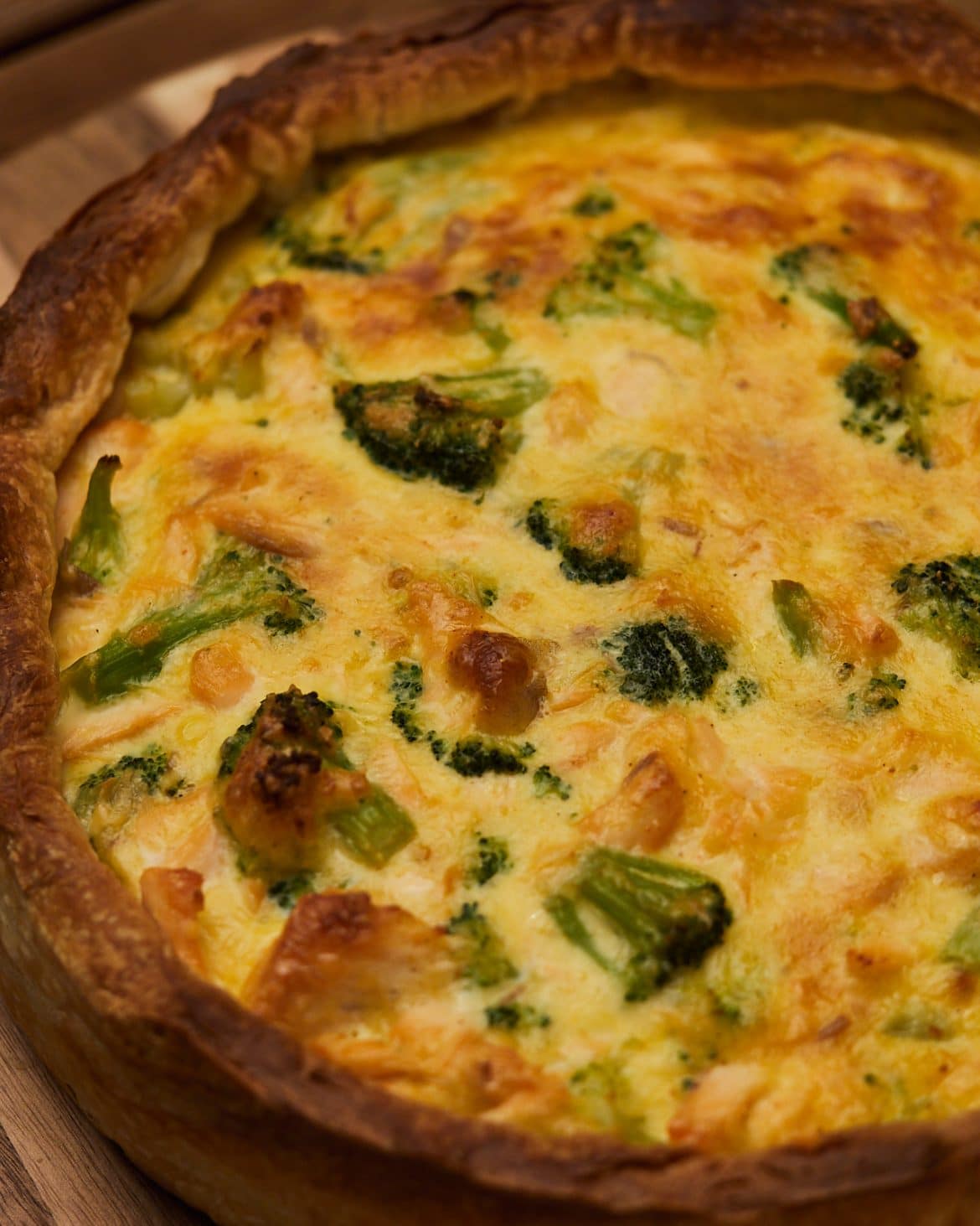 Easy Homemade Salmon Quiche Recipe - Delice Recipes