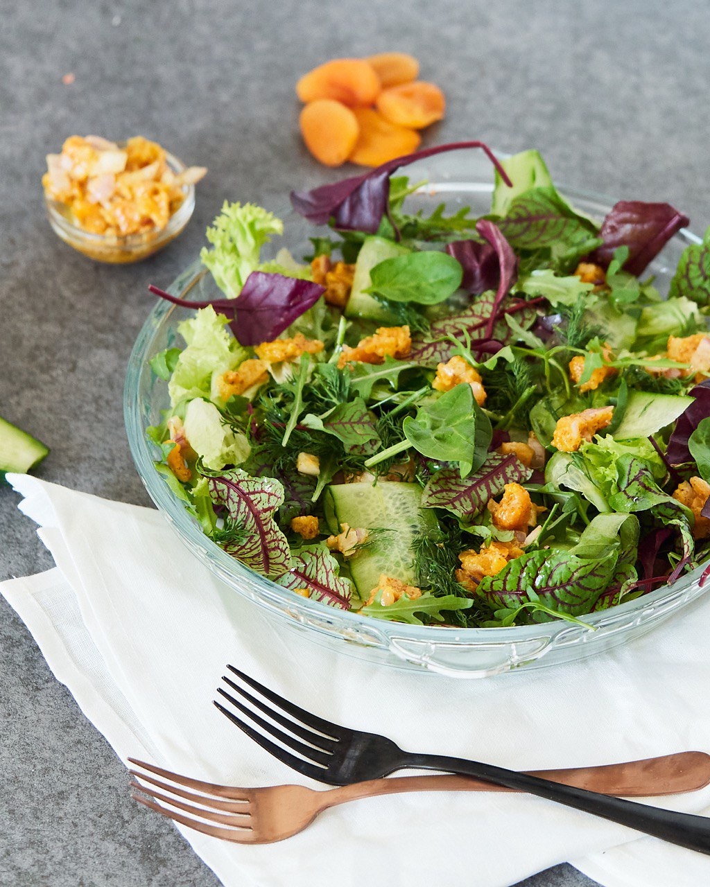 mixed greens with apricot vinaigrette