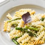 Lemon Garlic Asparagus Pasta