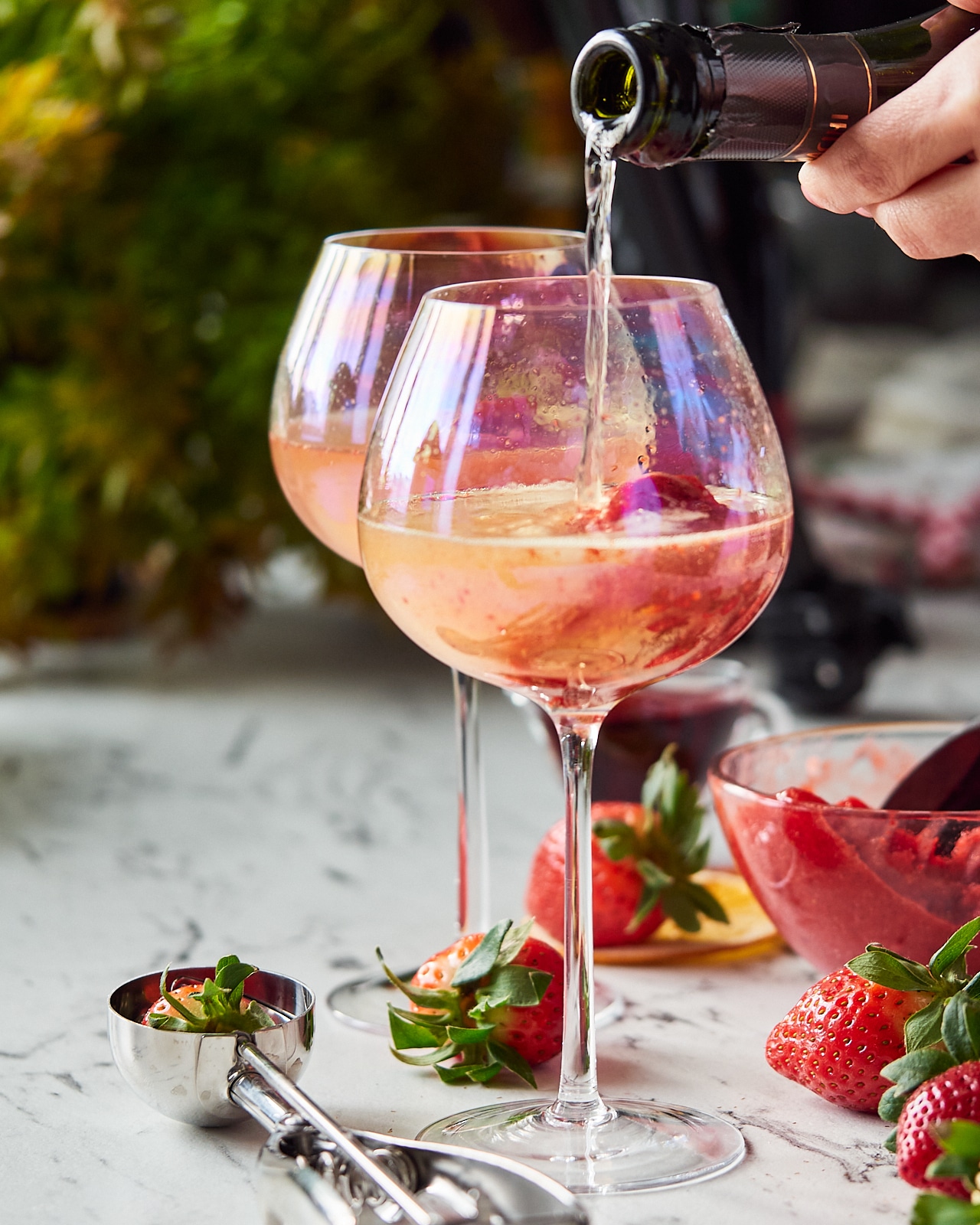 Sparkling wine cocktail