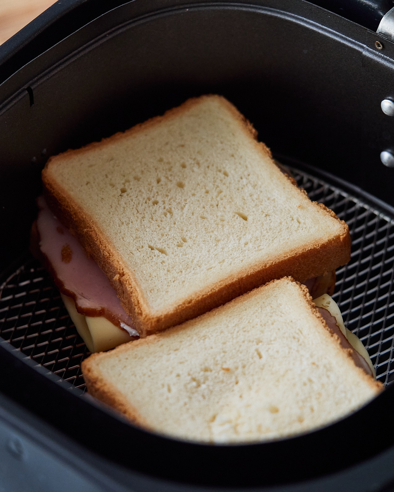 Air Fryer Toast Sandwich