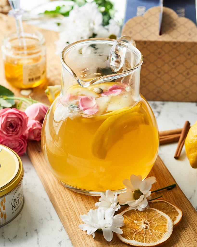 Immune Boosting Chamomile Lemon Tea [VIDEO] - Delice Recipes