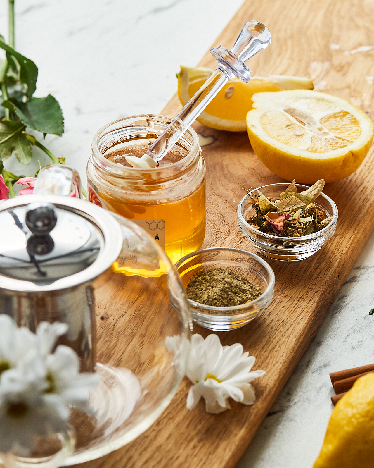 ingredients for chamomile tea