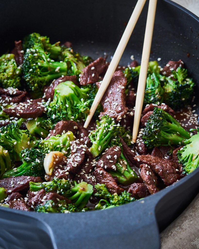 Beef & Broccoli Stir Fry Recipe [VIDEO] - Delice Recipes