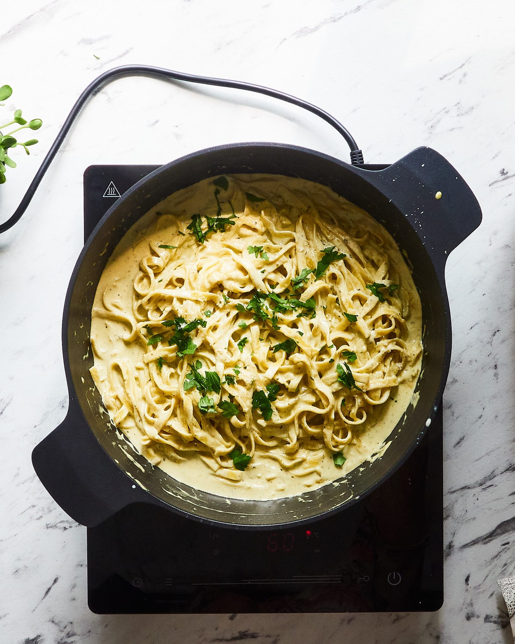 how to cook creamy pesto pasta