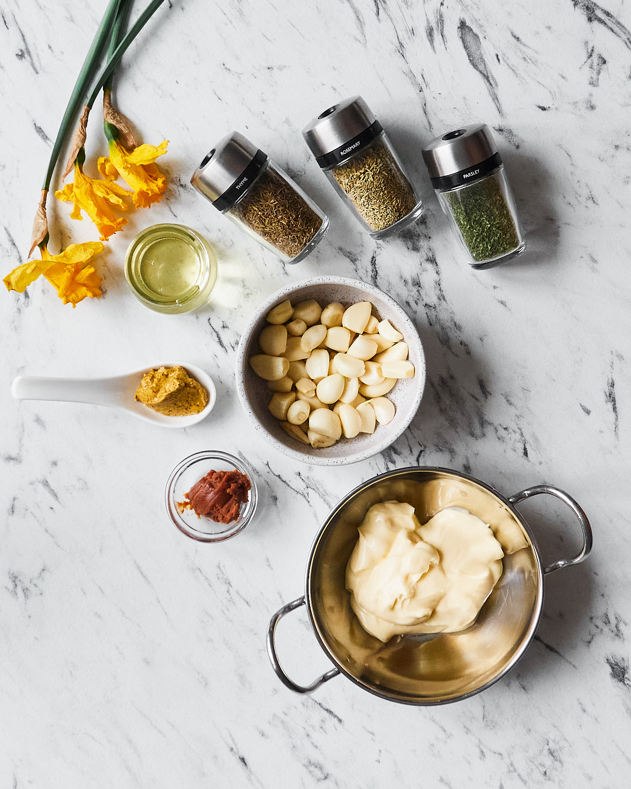 Homemade Garlic Mayonnaise Ingredients