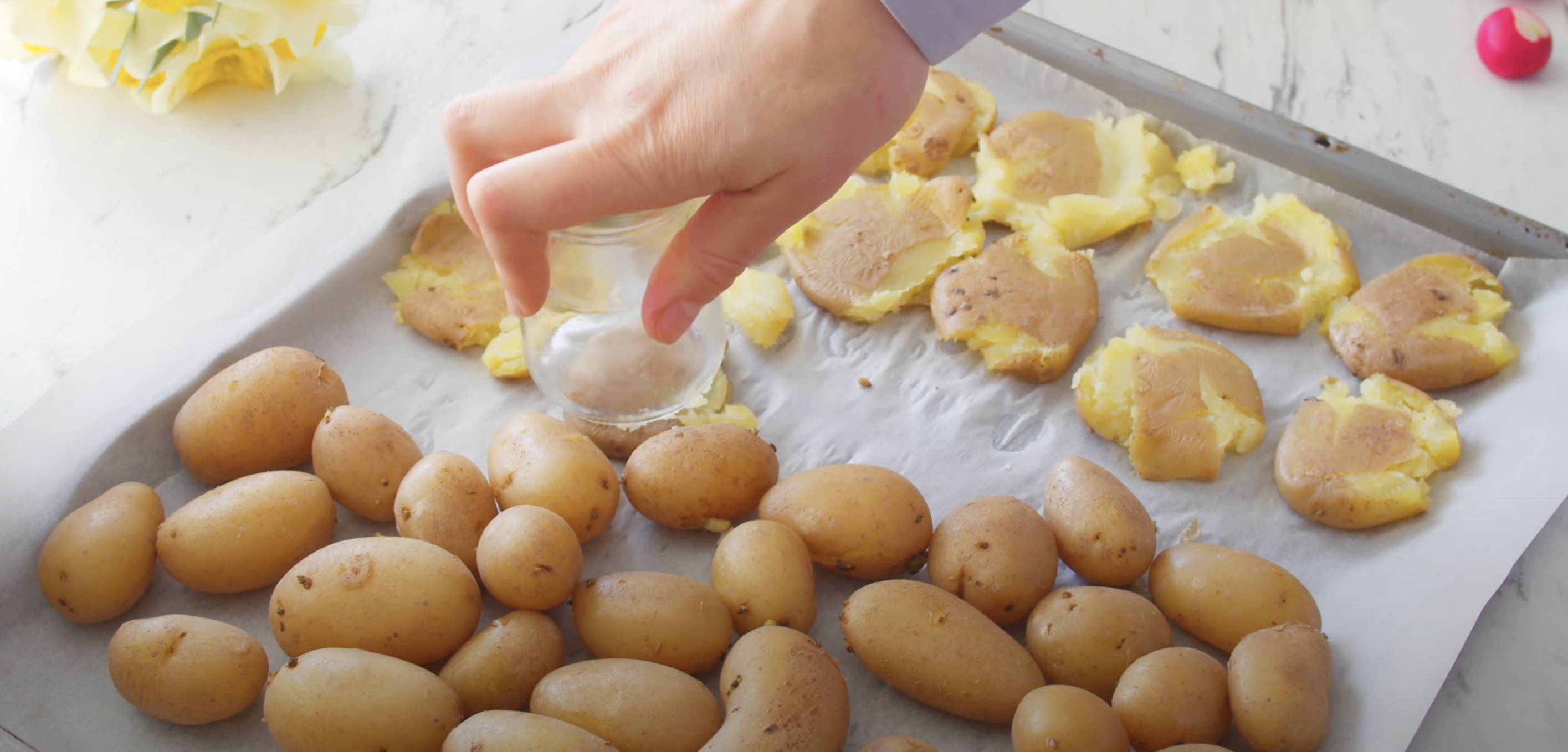 Smashed Potatoes with Homemade Mayo Recipe Step 1