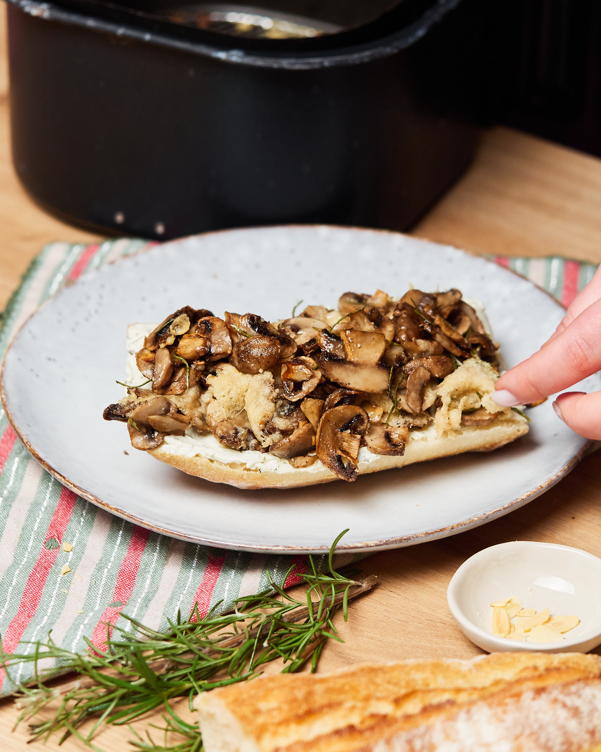 Air Fryer Mushroom Sandwich Recipe Step 4